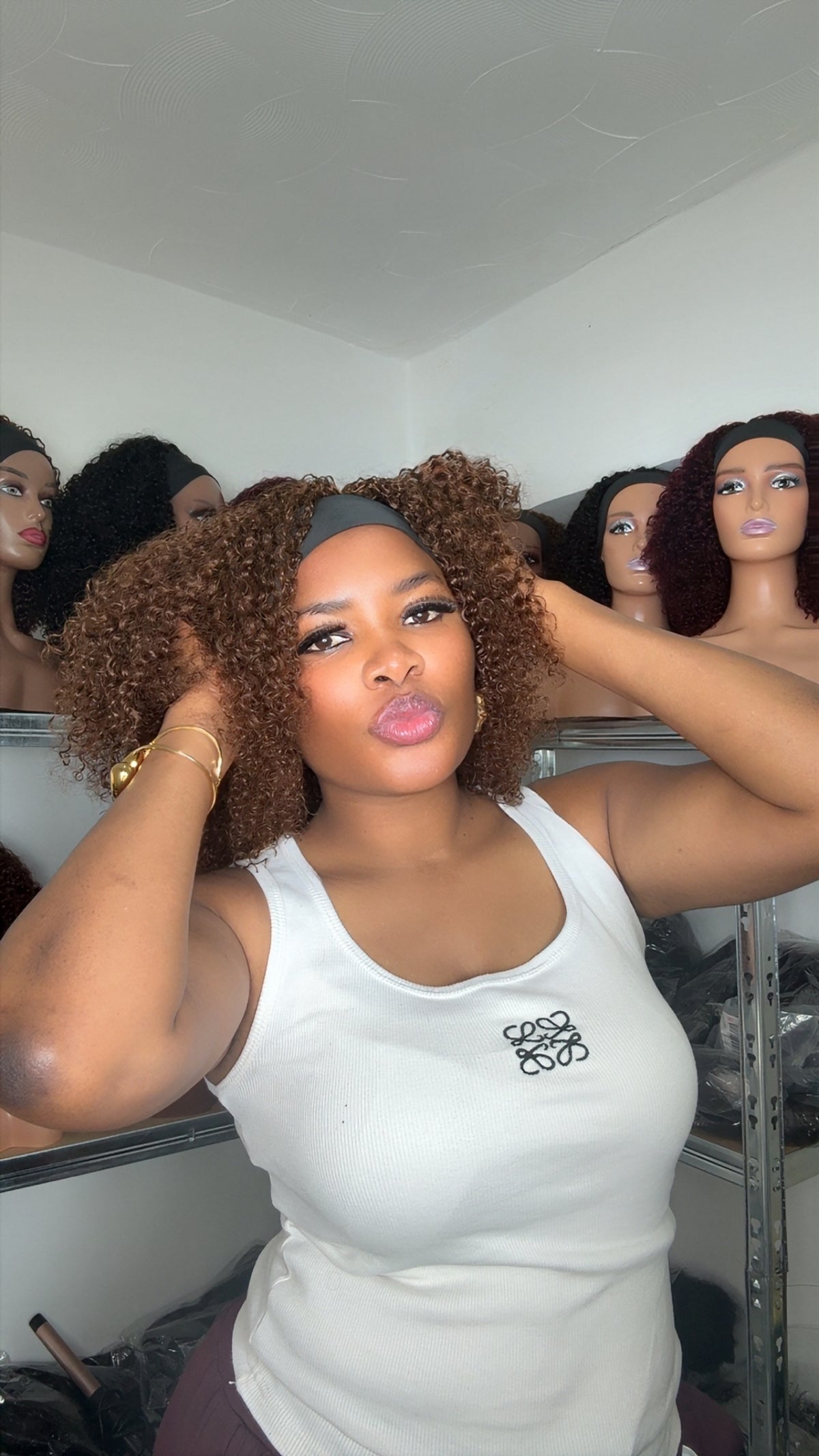 Wig Kathy 2 - Burmese Curls